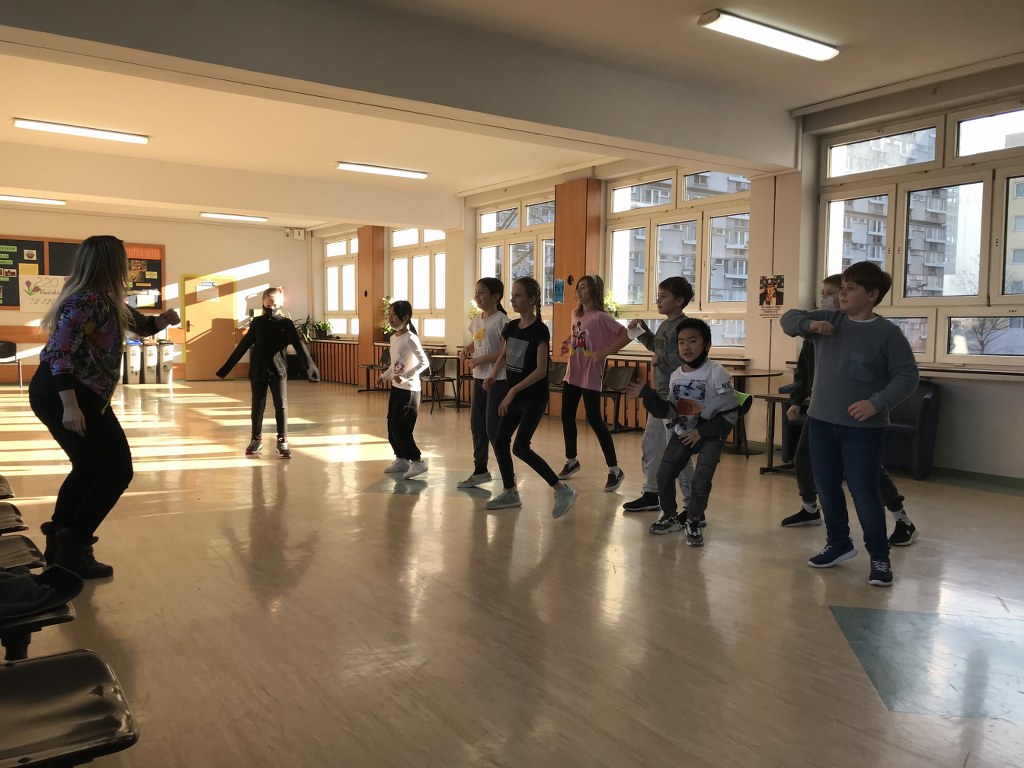 Światowy Dzień Tańca w 4c